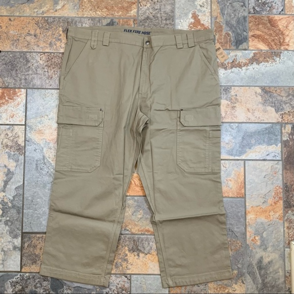 Duluth Trading Co. NWT Desert Khaki 50” x 30” cargo pants.